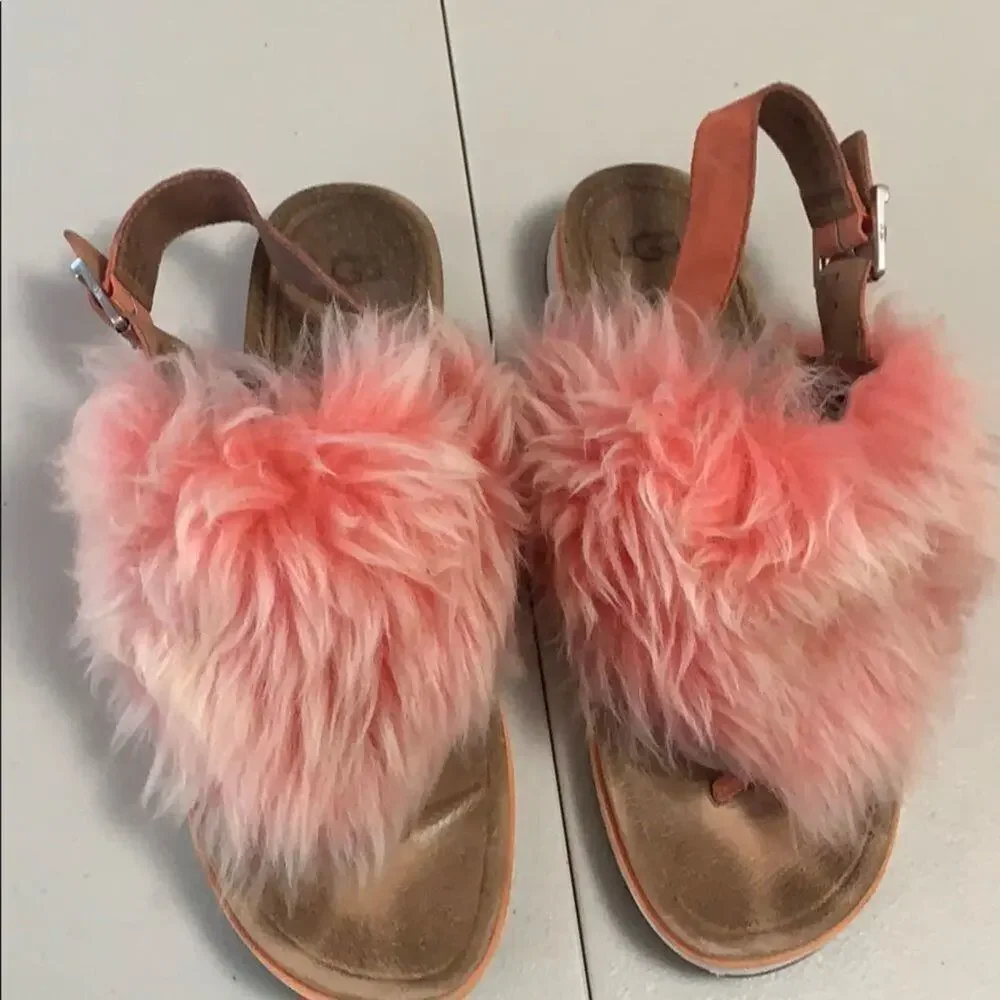 UGG HOLLY ROCK INSPIRED SANDALS SIZE 12‎